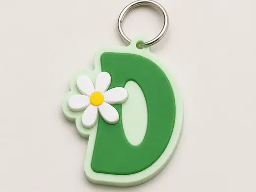 Initial name tag with daisy flower