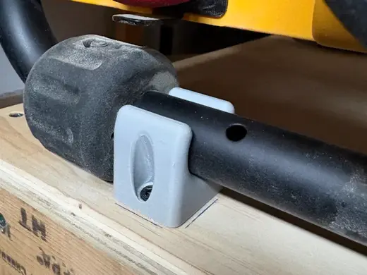 DeWalt Table Saw Push-Fit Mount, Frame Clip
