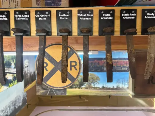Railroad Spike Hanger New Version