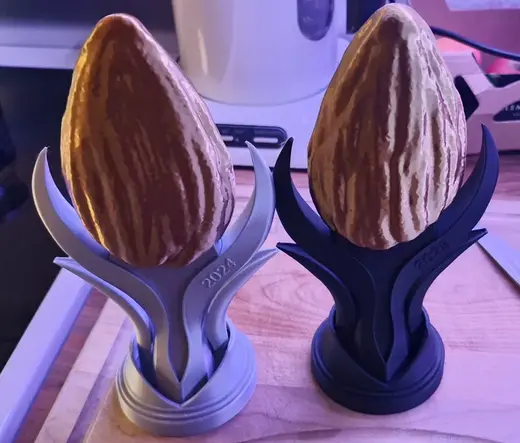Almond Trophy ( Mandel Vinder )