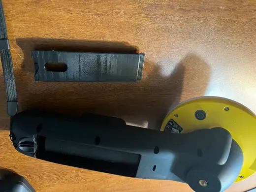 Trimble DA2 Antenna Handle Battery Door