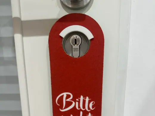 Türschildadapter für "Bitte nicht stören" -Schild