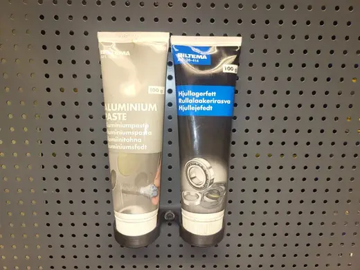 Pegboard Tube holder for two 100ml tubes