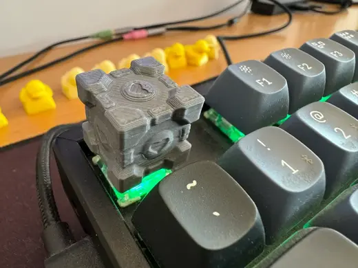 Portal Companion Cube keycap