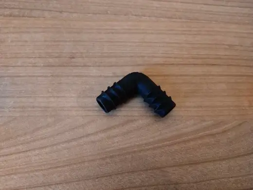 Irrigation pipe L connector