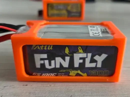 Tattu FUNFLY 1300 mah 6s protective case