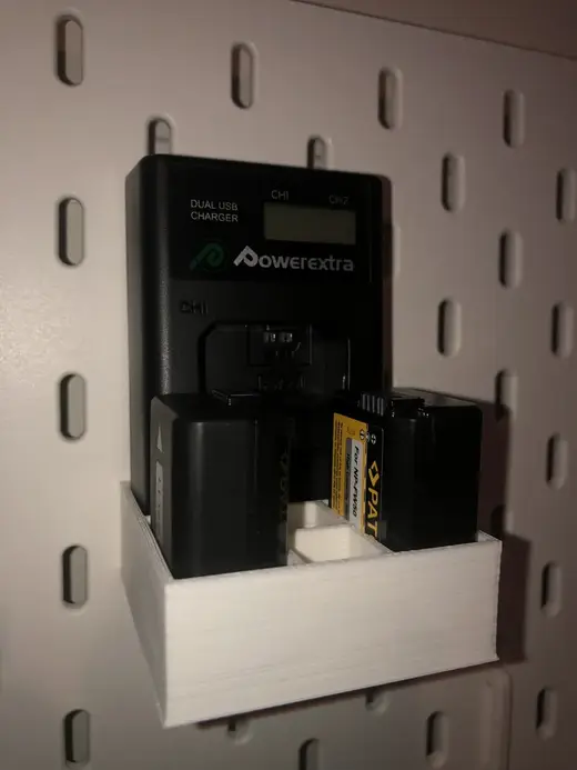 NP FW50 Charger Storagetray Skadis Powerextra