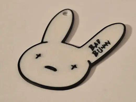 Bad Bunny Logo Keychain – Scalable Keychain / Deko