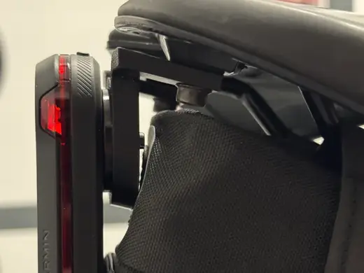 GARMIN mount VARIA RTL515 adapted for a seat bag