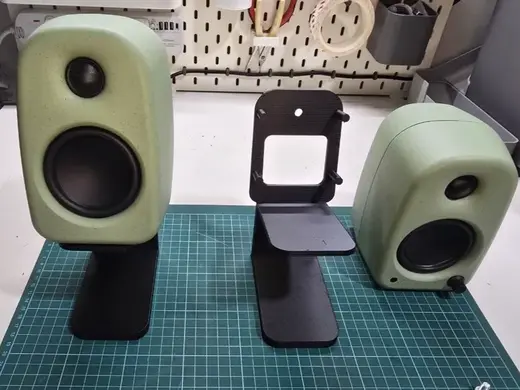 Kanto UKI Speaker Stand