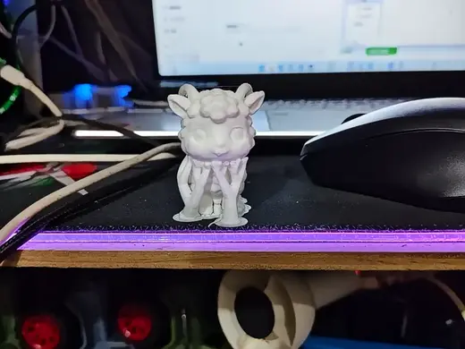 Q 版萌系喜羊羊小羊摆件(白色款)