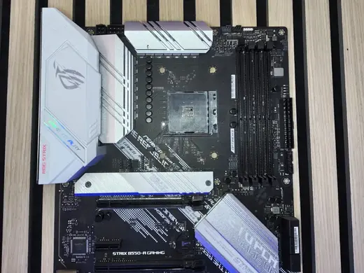 Mainboard Wallmount