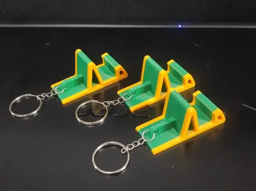Chaveiro/Suporte nas cores da seleçao