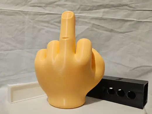 Finger hitch cover