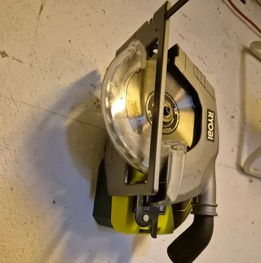 Ryobi Circular Saw holder wall mount