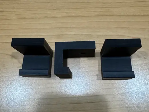 supporto playstation 4 slim