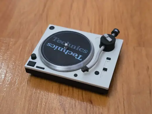 Miniatura Giradischi Technics SL-1210MK7