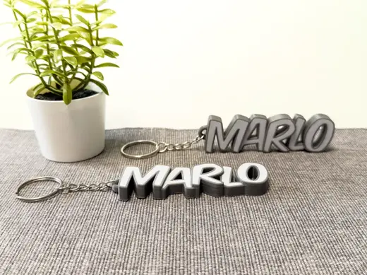 Schöner Schlüsselanhänger mit dem Namen Marlo