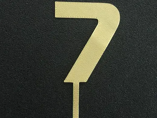 Cake topper F1 style seven