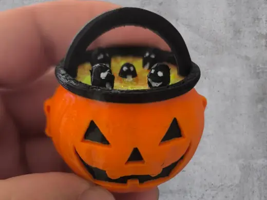 Halloween pumpkin kettle keychain