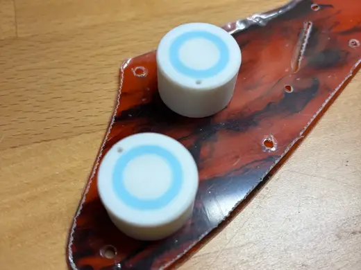 Custom Guitar Knobs - Vintage Radio Style