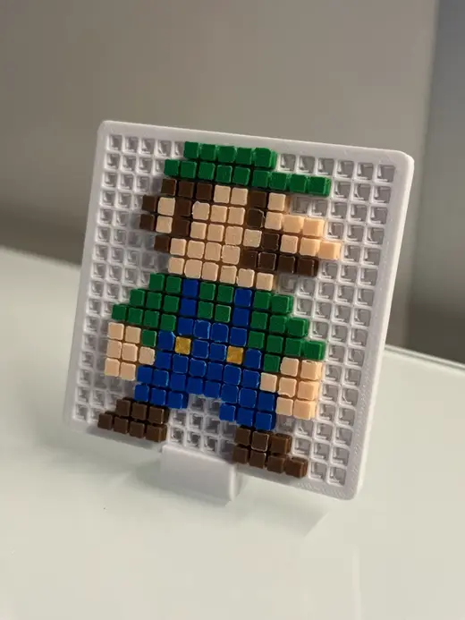 Luigi character (Super Mario) 8 Bit Pixel Puzzle