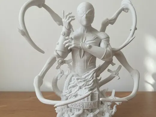 AMAZING SPIDER-MAN BUST – COLLECTOR'S EDITION