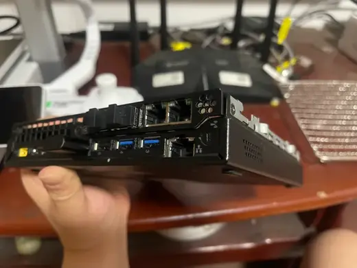 适用于联想Tiny的BCM957800A四口网卡挡板