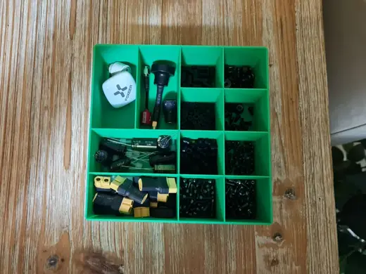 screw holder PLA green