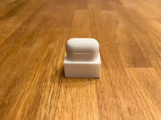 AirPods Gen. 1 & 2 case display holder square