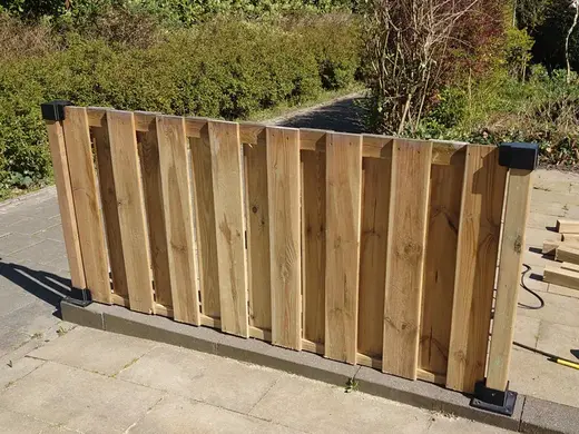 Fence pole brackets