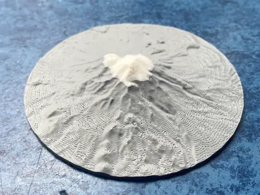 Mt. Shasta Model (1:275,000 Scale)