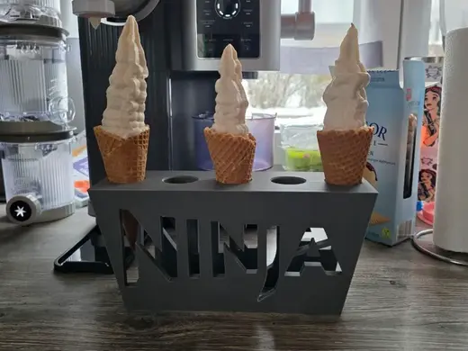 Eiswaffel Ständer/ ice cream holder