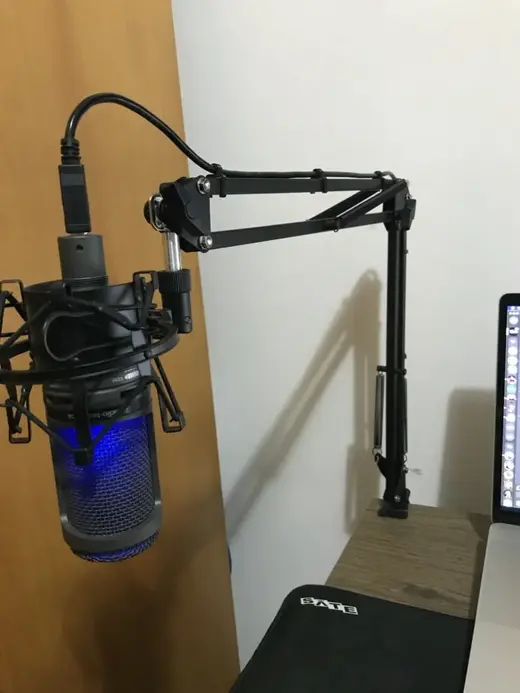 Cable management clip for Microphone Arm Stand