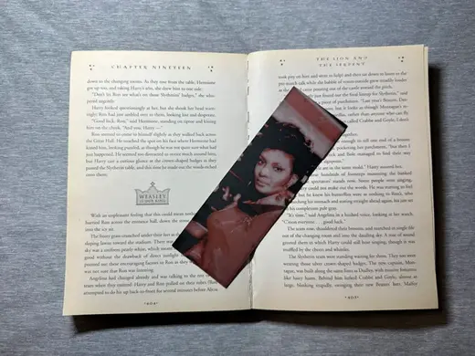 Nyota Uhura Star Trek Hueforge Bookmark