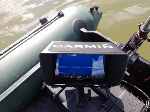 Garmin ECHOMAP 92SV Sunvisor