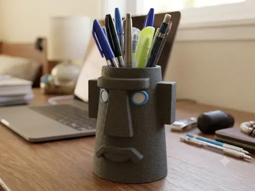 Moai Tom Pen Holder