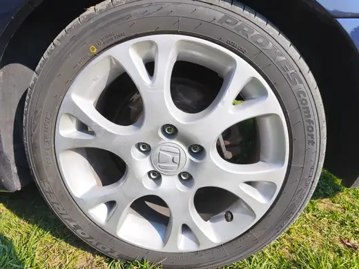 Honda Accord-Civic wheel center cup