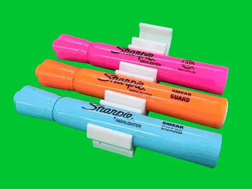 Satisfying Click Highlighter & Expo Marker Holder