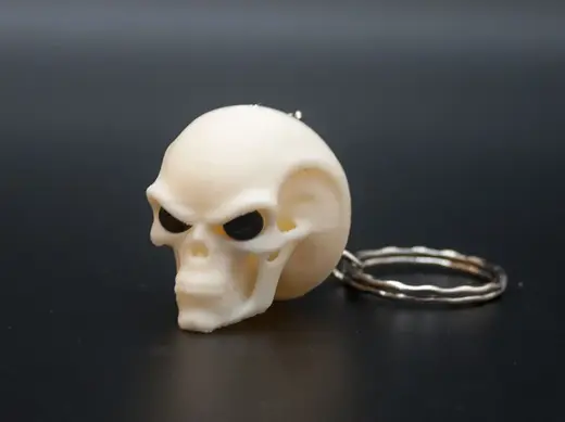 Angry little Alien Skull Keychain