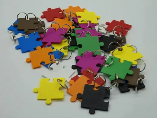 Puzzle Keychain – We All Fit Together