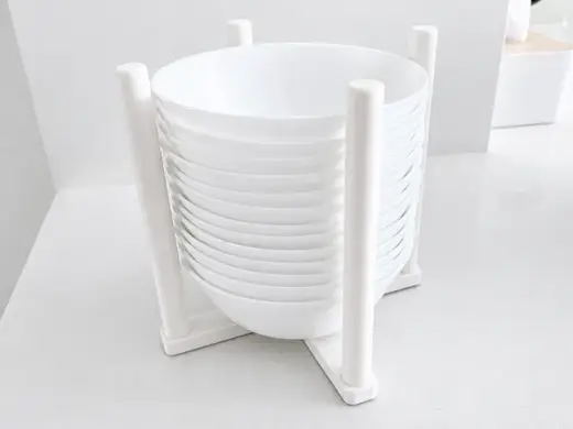 Kitchen dishware (plates and bowls) organizer