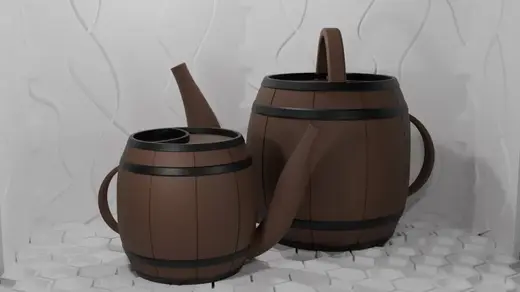 Barrel shaped watering can