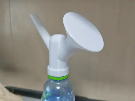 脉动瓶可乐瓶浇花神器