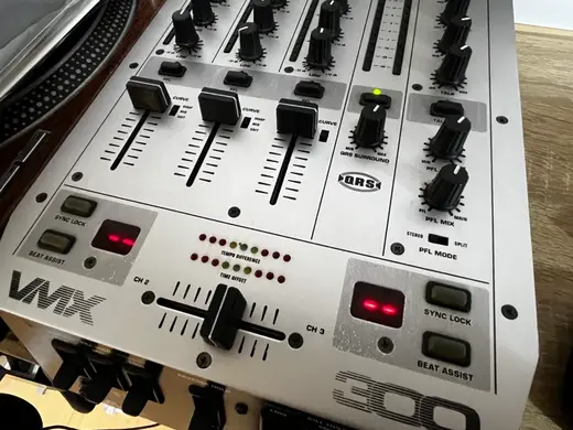 BEHRINGER VMX用フェーダーつまみ カットラグスペーサー搭載 AMS2色印刷