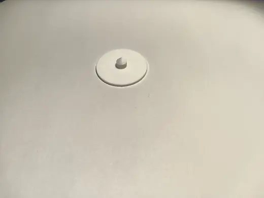 Cricket run-up marker - less than 5 grams