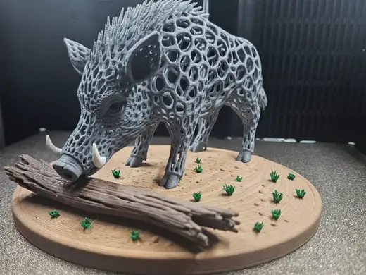 Voronoi Wild Boar – Realistic Nature Sculpture