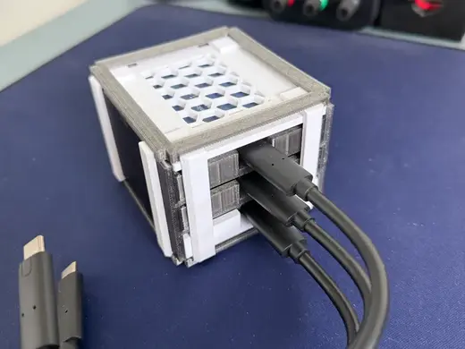 SSD Holder Mini Rack for Crucial Portable SSDs