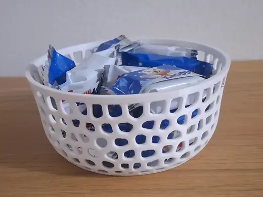 Voronoi Candy Bowl