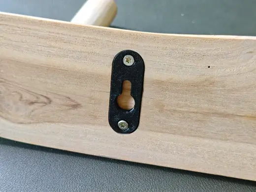 Recessed Keyhole Hanger